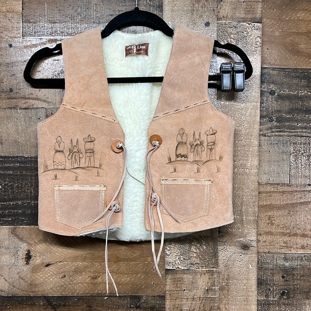 Jack Flash Western Leather Vest Light Brown Tan Lined‎ Snap Closure Youth Large